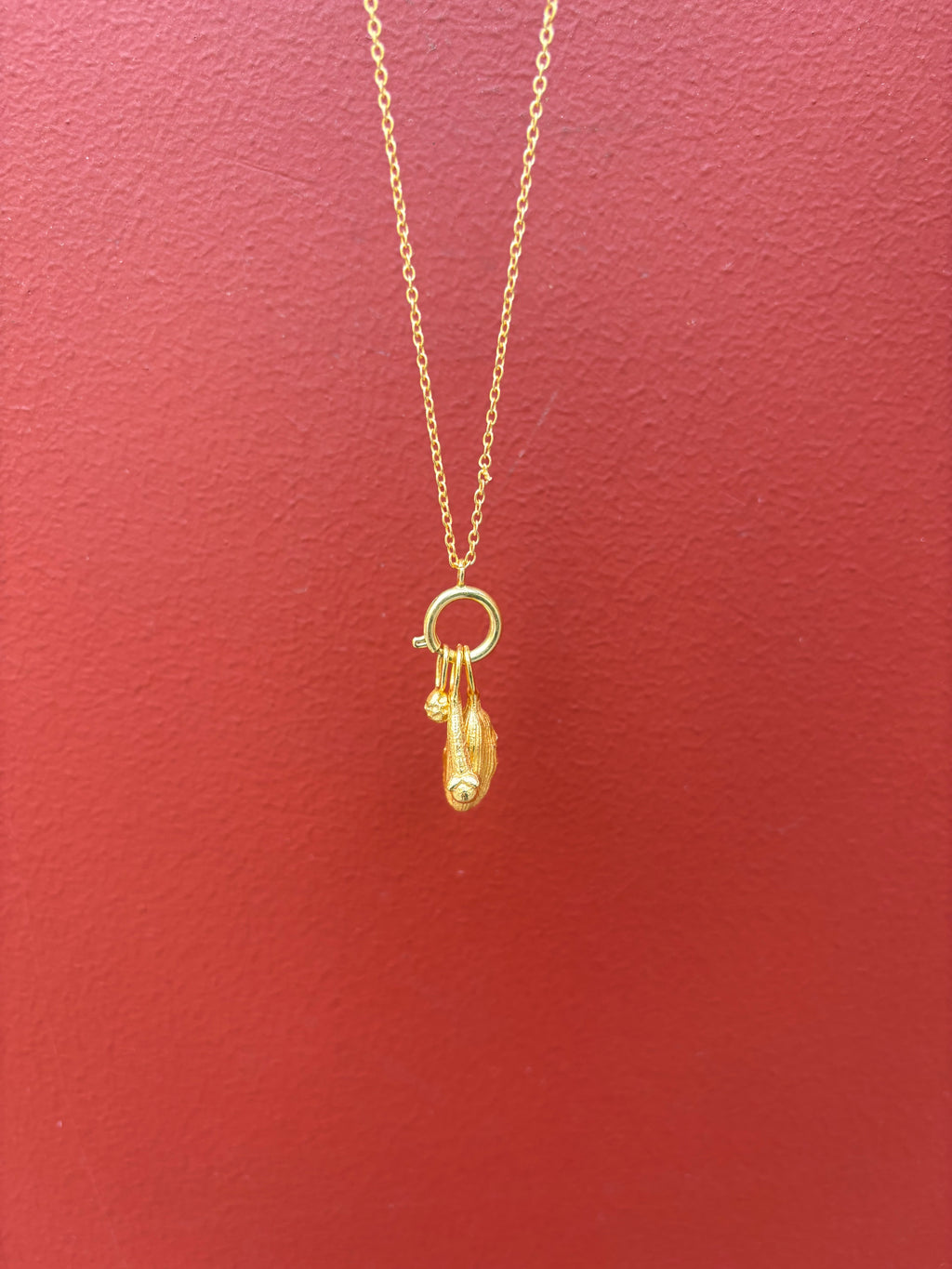 All spicy pendant