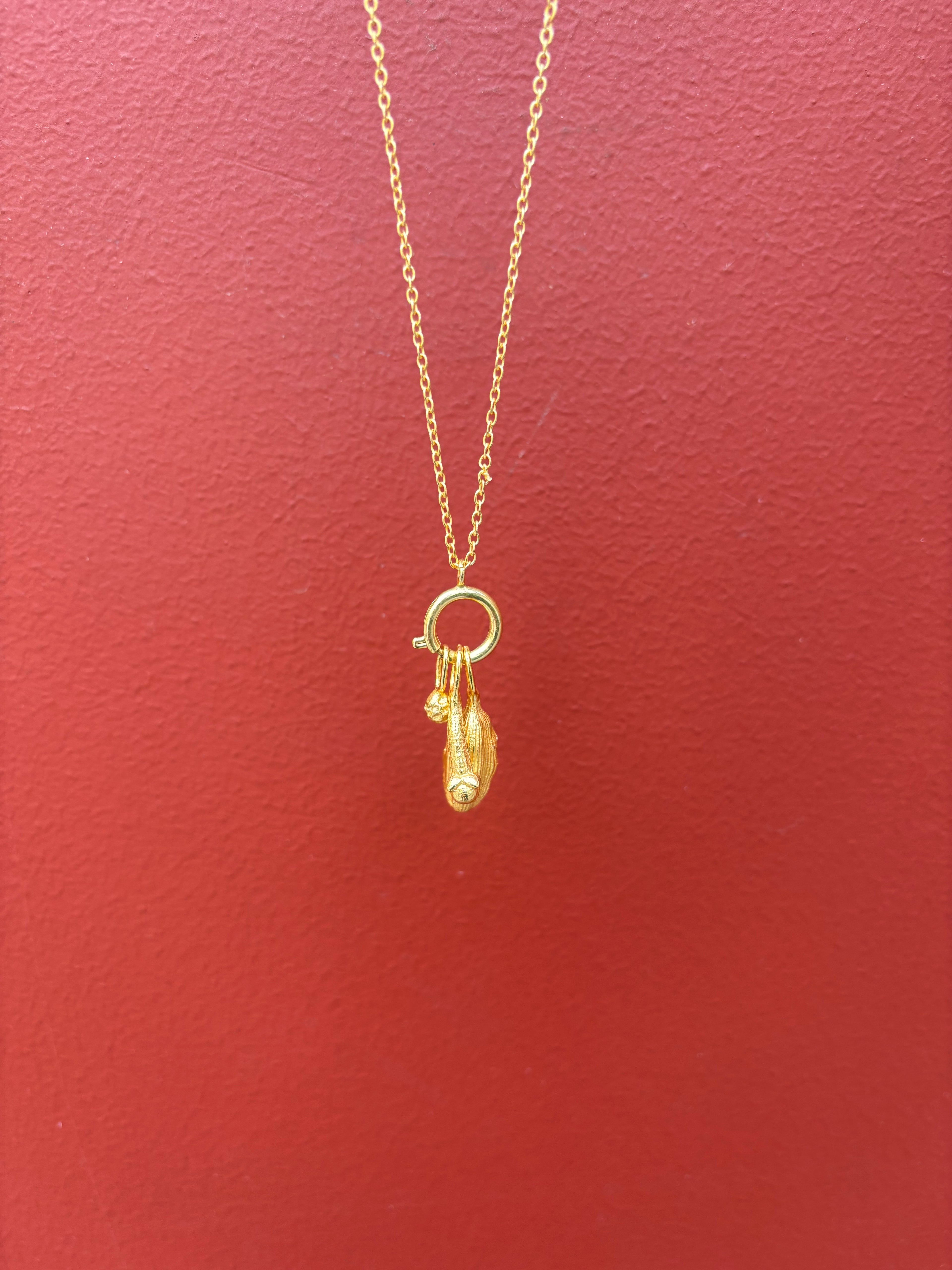 All spicy pendant