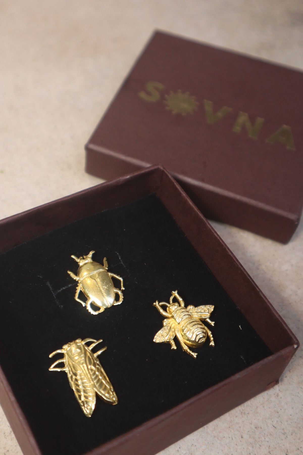Brooches- set of 3
