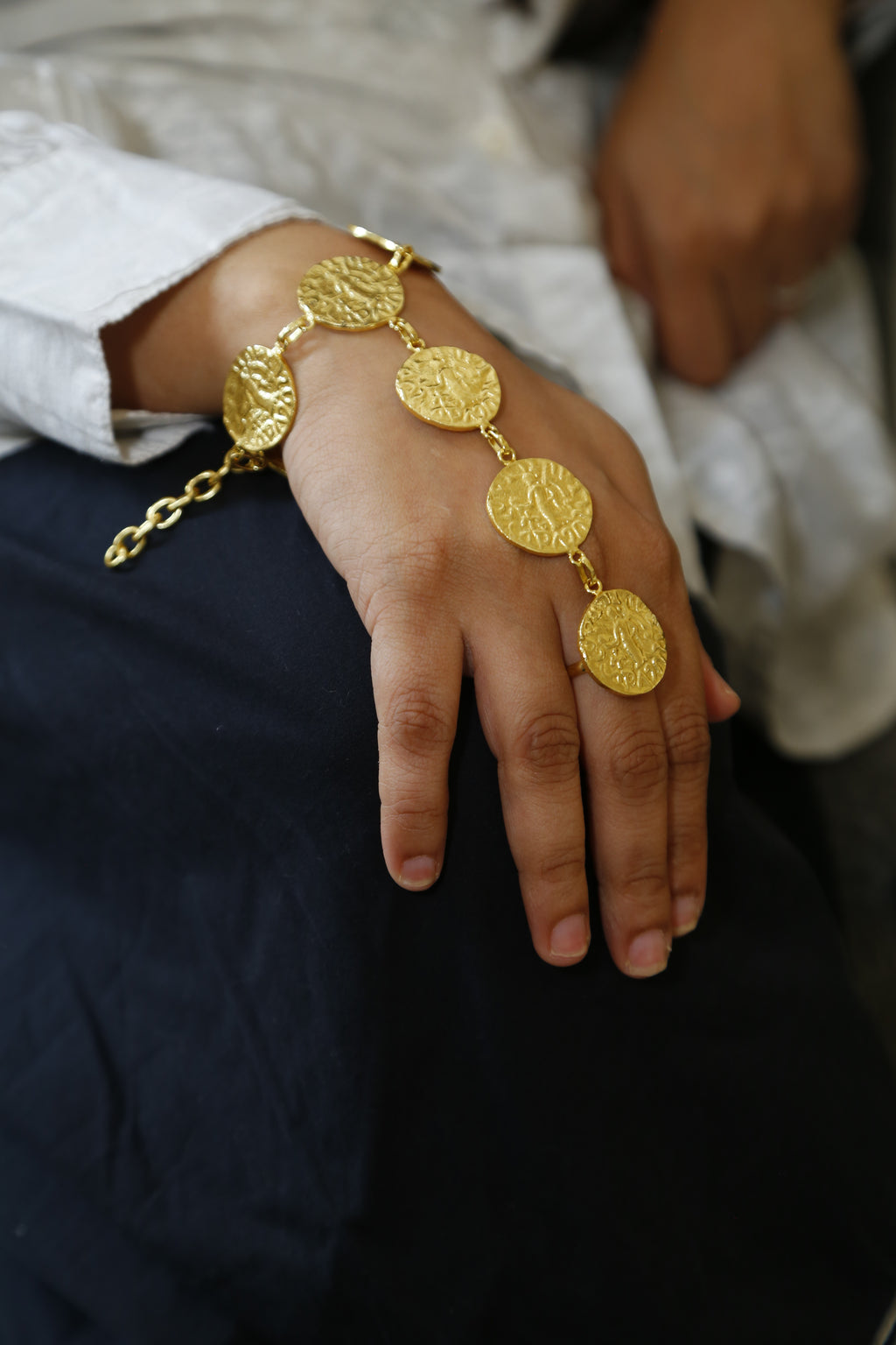 Coin Haathphool by Sovna
