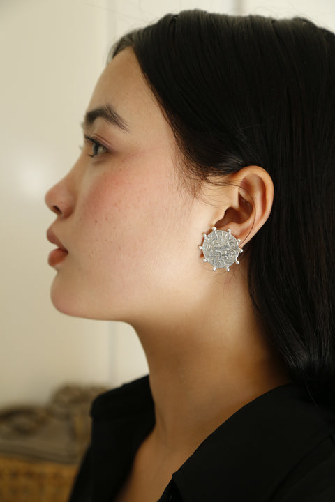 Big coin studs by Sovna