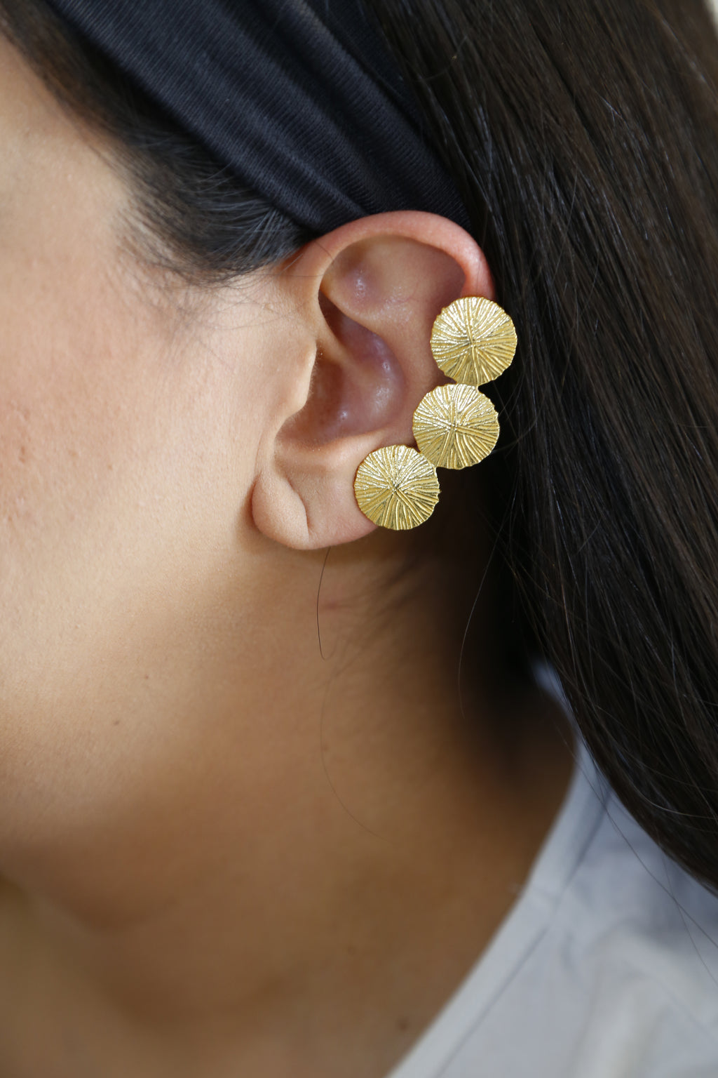 Textured earcuffs