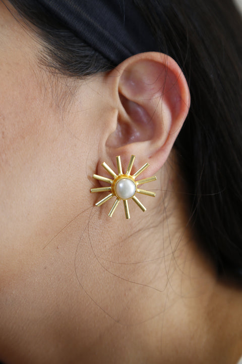 Pearl Tara Studs
