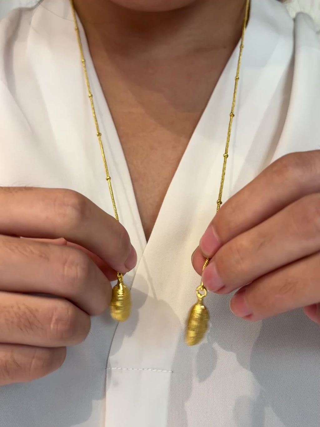 Cardamom open neckpiece